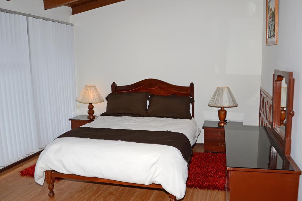 Aparthotel Amaranta Quito Exterior photo